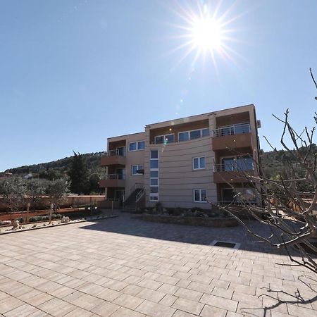 Apartment Dora Preko Ngoại thất bức ảnh