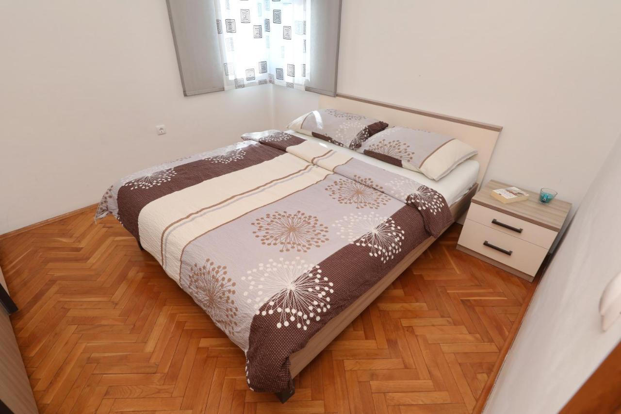 Apartment Dora Preko Ngoại thất bức ảnh
