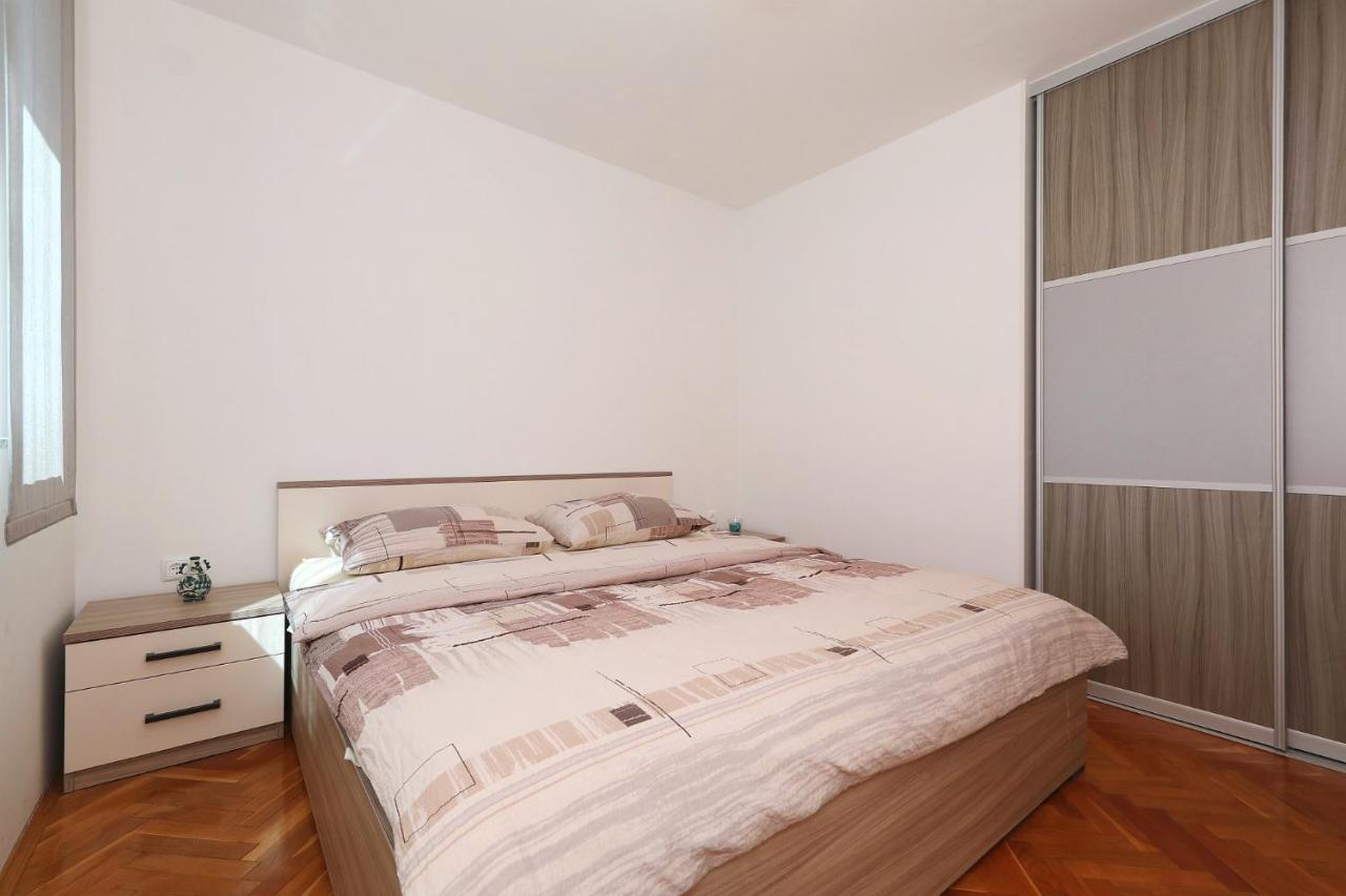 Apartment Dora Preko Ngoại thất bức ảnh